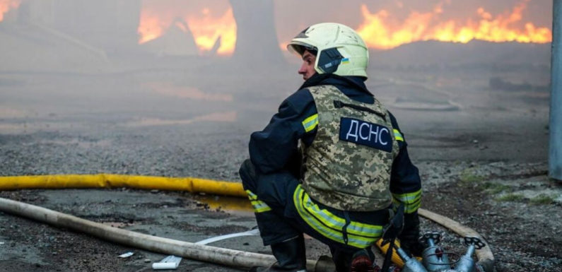 Украинские СМИ сообщили о взрывах Днепропетровске