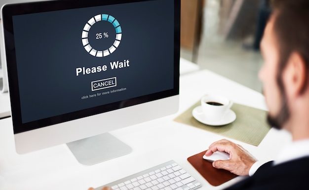Microsoft обновит старую сборку Windows 10 до актуальной версии без согласия пользователей