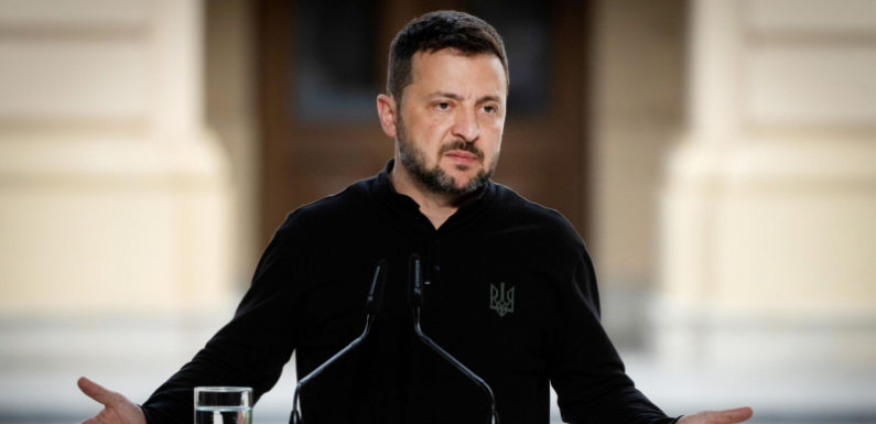 «Наконец-то готов». Заявление Зеленского вызвало недоумение во Франции