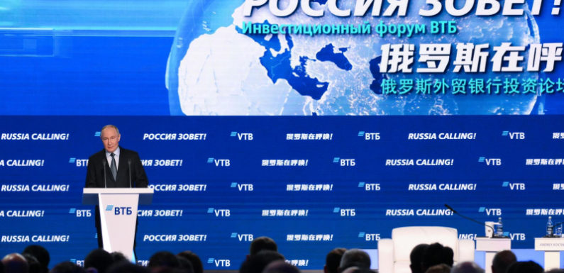 Путин обратил внимание на проблемы малообеспеченных россиян