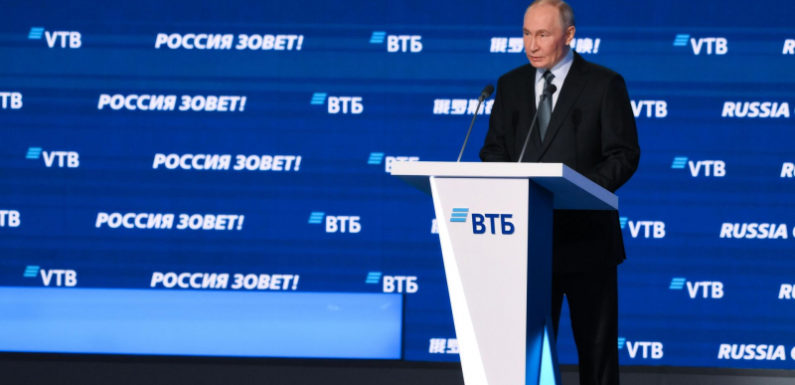 Путин рассказал об инструментах поддержки важных отраслей экономики