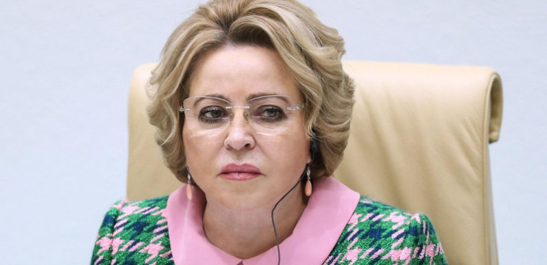 Запад много веков стремится нанести России поражение, заявила Матвиенко