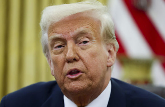 Трамп ввел чрезвычайное положение в США