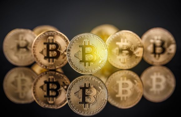 Блокчейн биткоина отмечает свой 17-й день рождения