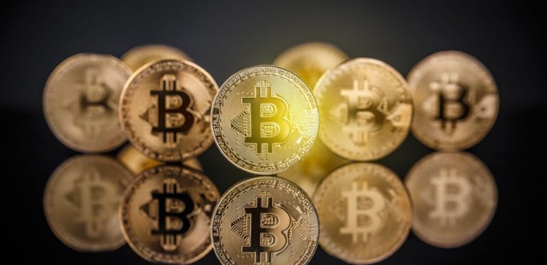 Блокчейн биткоина отмечает свой 17-й день рождения