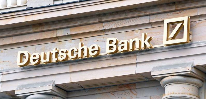 Стратеги Deutsche Bank: биткоин может стать резервным активом центробанков