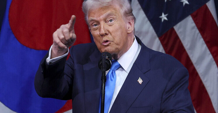 Трамп рассказал о ситуации с урегулированием конфликта на Украине