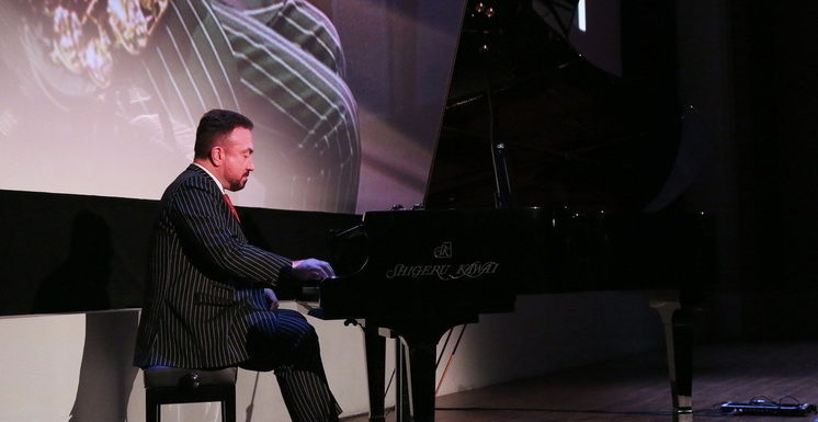 Юбилеев много не бывает: еще раз отметили 90-летие Алексея Козлова