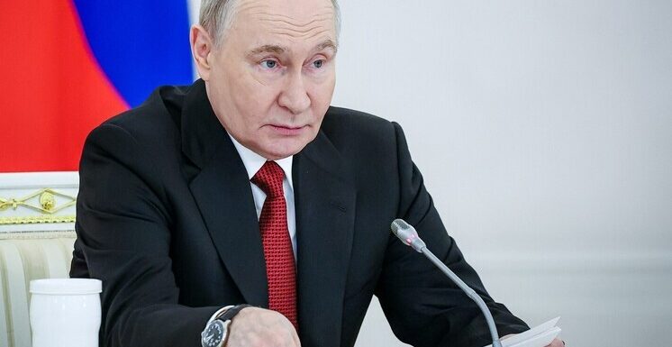 Путин обсудил с Совбезом РФ допмеры развития ИИ