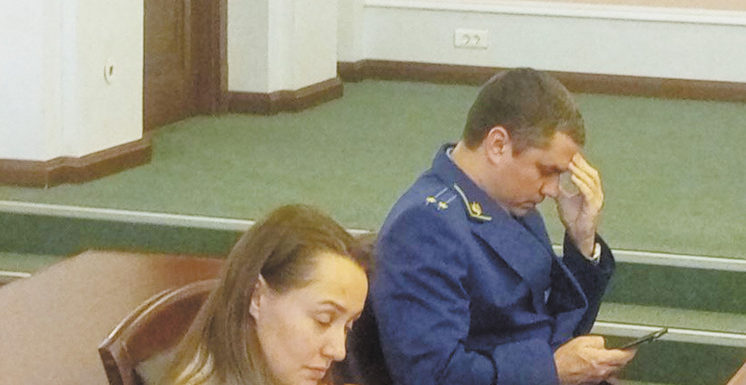 Долина снова без квартиры и без денег