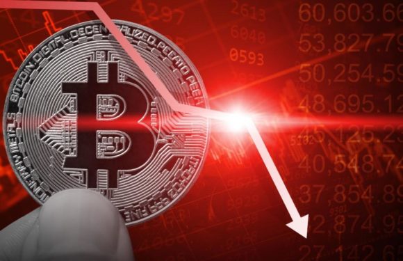 По какой причине цена биткоина обвалилась до 60,000?