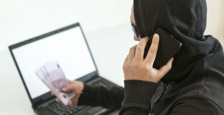 «Вспоминаю тебя»: мошенники используют новую схему кражи данных у россиян