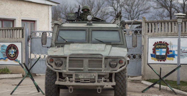 Горящий тыл: В Киеве и Одессе «охота» на автомобили военных