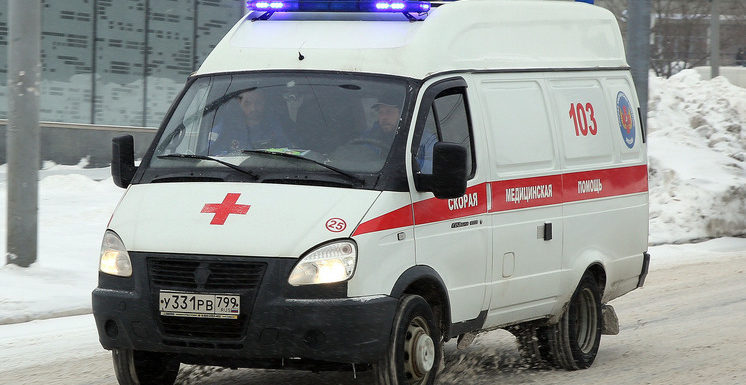 Турникет ударил током: девочку доставили в реанимацию из московской школы