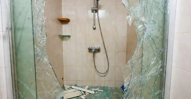 В Олимпийской деревне расследуют порчу 70-ти душевых кабин