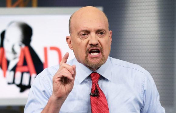 Джим Крамер призвал Майкла Сэйлора остановить падение биткоина покупками