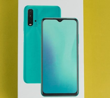 Промо-ролик Galaxy S11 и S20 сравнение и особенности