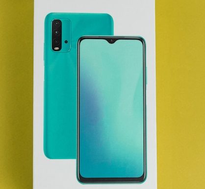 Промо-ролик Galaxy S11 и S20 сравнение и особенности