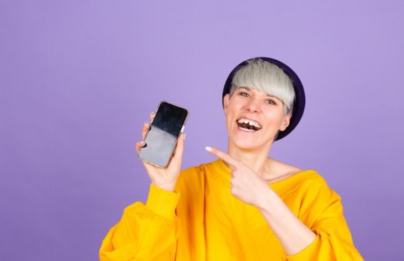 Oppo Enco Free новые беспроводные наушники 2023 года